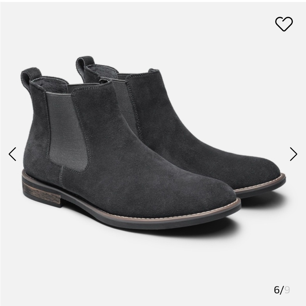 Men's Black Suede Chukka Chelsea Boots